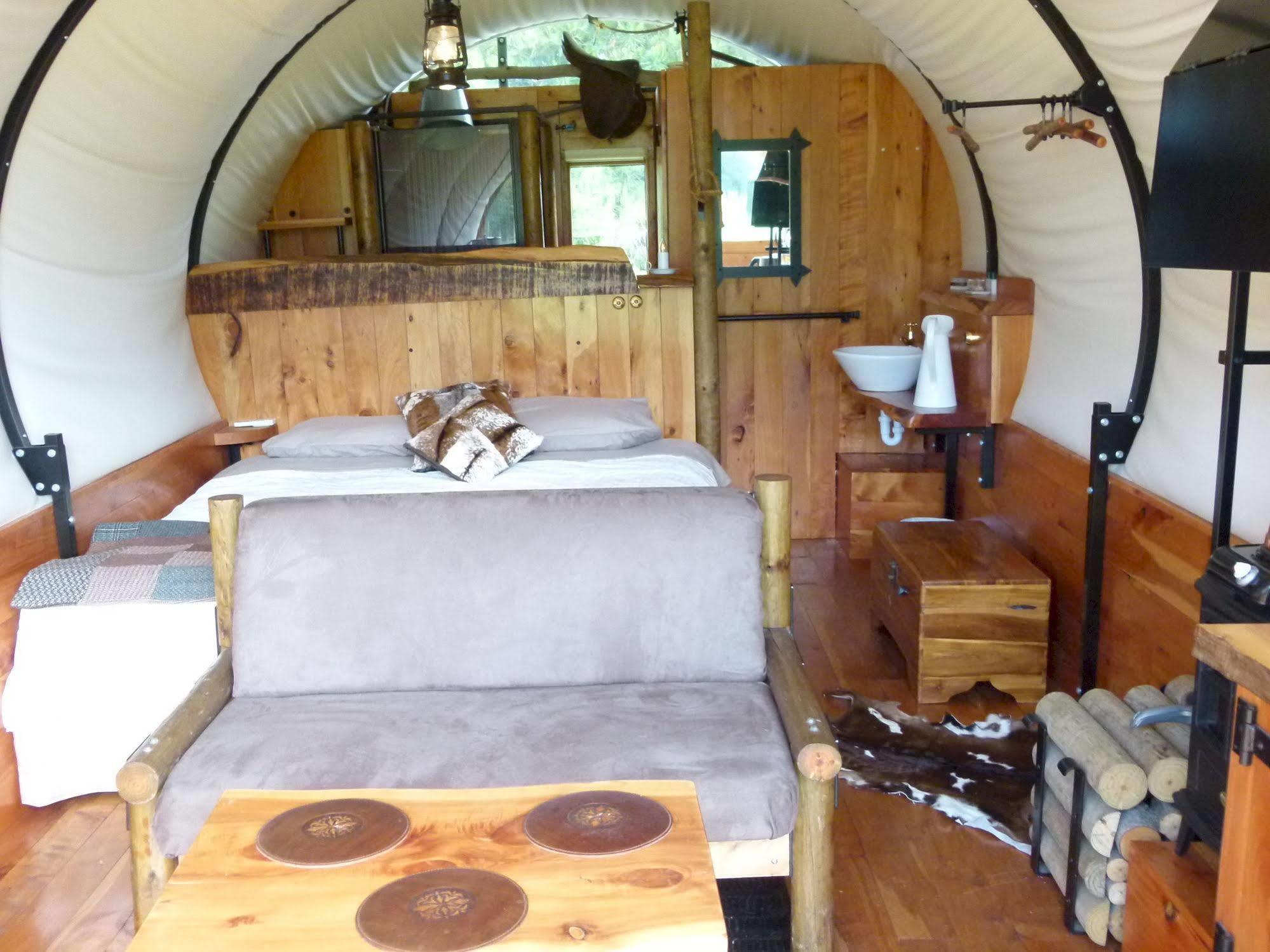 Wacky Stays - Unique Farm-Stay Glamping Rentals, Free Animal Feeding Tours Kaikoura Exterior foto