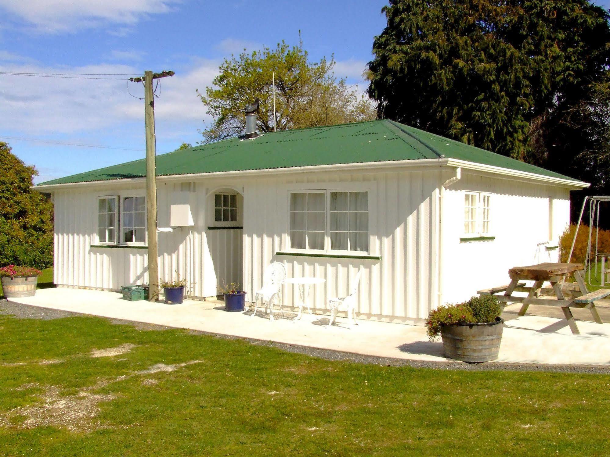 Wacky Stays - Unique Farm-Stay Glamping Rentals, Free Animal Feeding Tours Kaikoura Exterior foto