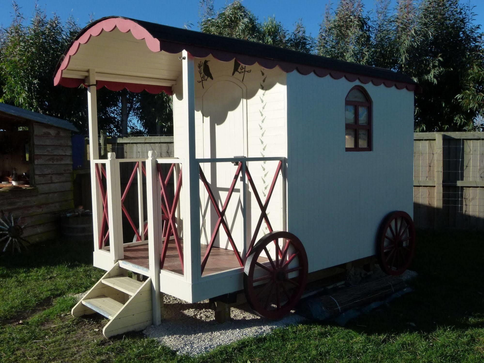 Wacky Stays - Unique Farm-Stay Glamping Rentals, Free Animal Feeding Tours Kaikoura Exterior foto